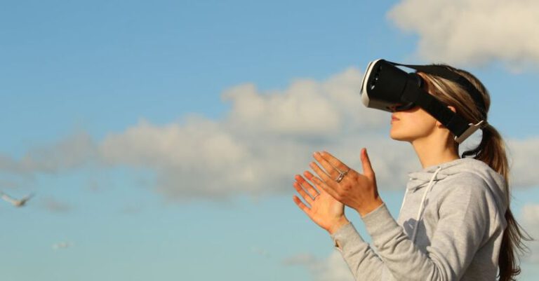 How Virtual Reality Is Shaping the Future of Work?