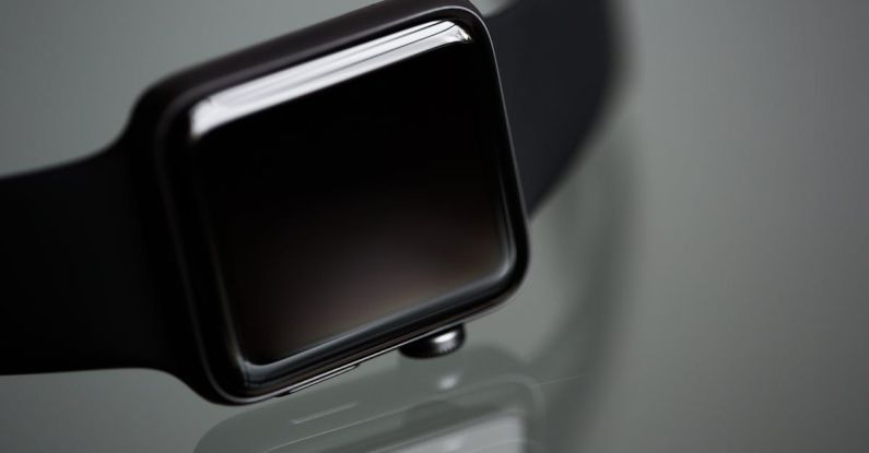 Portable Tech - Silver Aluminum Case Apple Watch